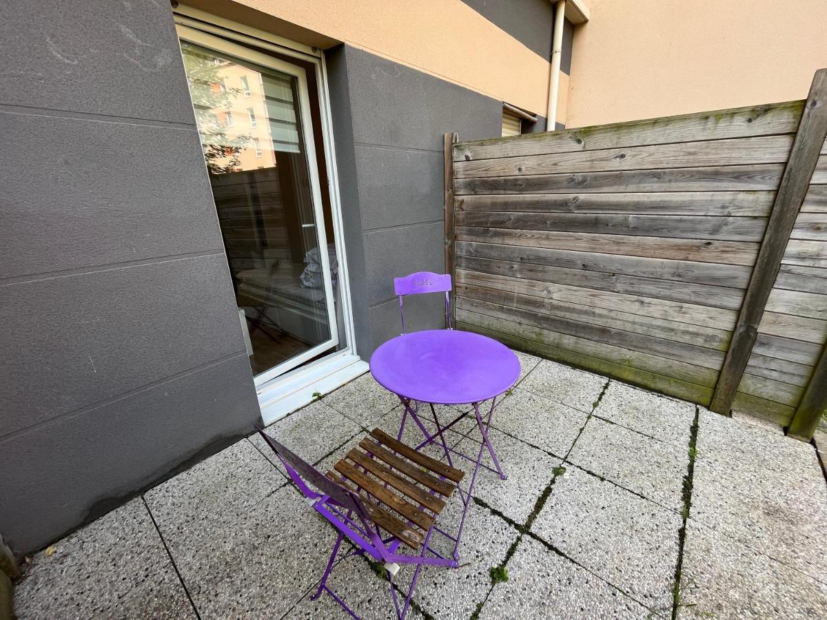 Acajou, Studio Avec Terrasse Et Parking Prive Caen Exteriér fotografie